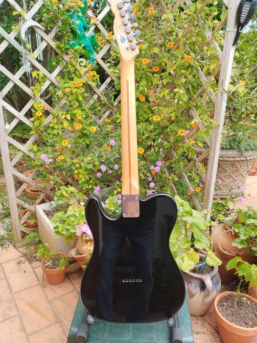 Squier Telecaster “Obey Propaganda” Electric Guitar / Guitarra