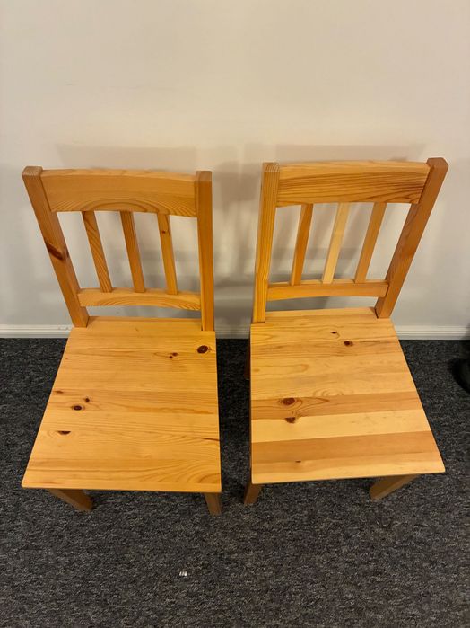 Krzesło sosnowe JYSK