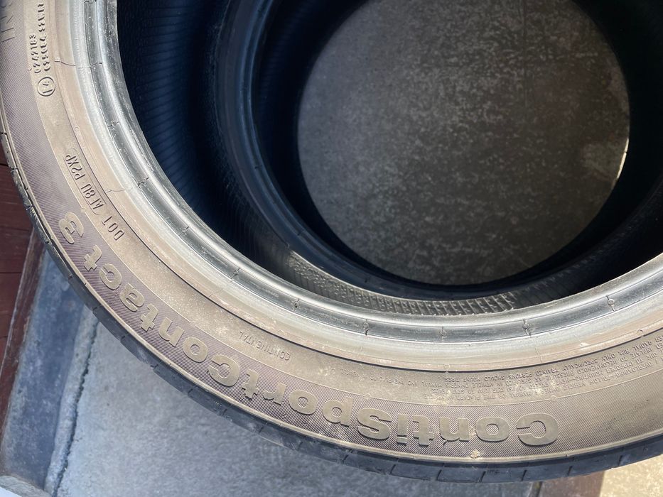 Продам пару резини Continental