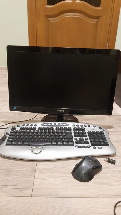 Компютер PHILLIPS TFT 22 та комплектуючі до нього+ стабілізатор