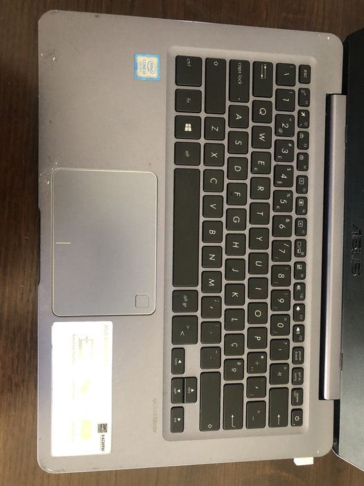 Pc Asus. LAPTOP - DVP7R551