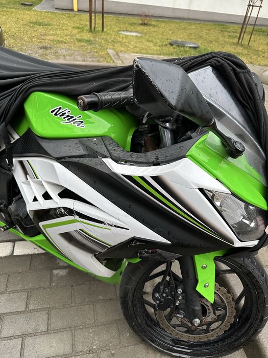 Kawasaki Ninja 300