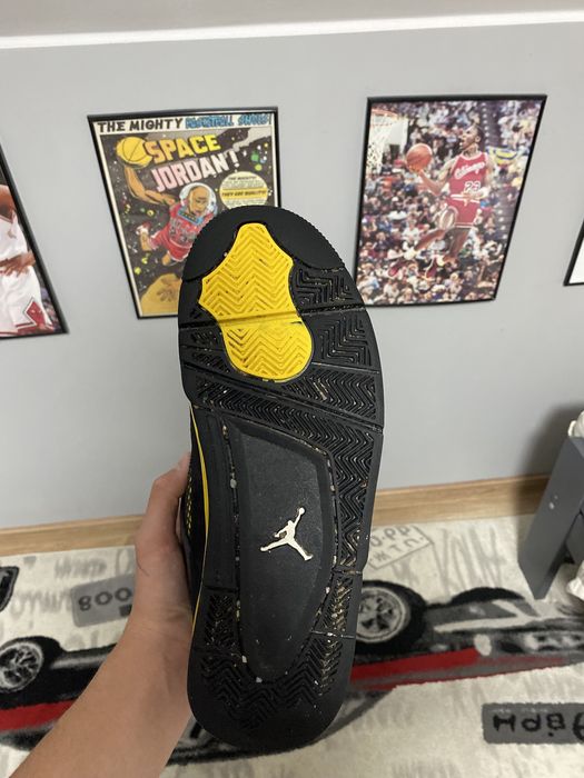 jordan 4 yellow thunder