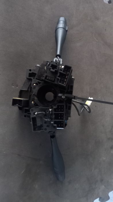 Nissan vanette 2.3D  ultimas peças