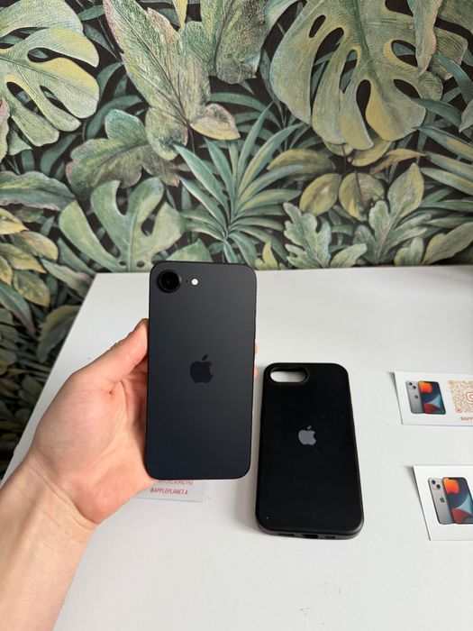 iPhone 16e Black 128GB Neverlock Айфон 16e TRADEIN Cімслот Гарантія