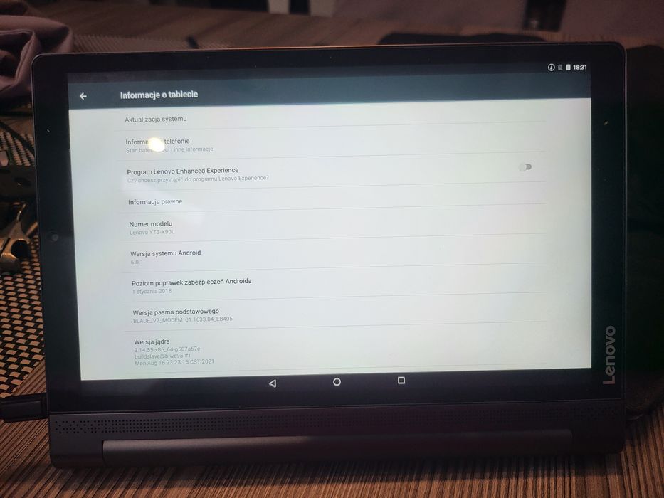 Tablet Yoga 3 projektor