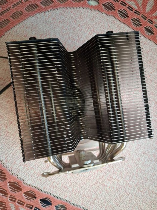 Procesor AMD Ryzen 5 3600 + chłodzenie SilentiumPc Fortis 3 RGB