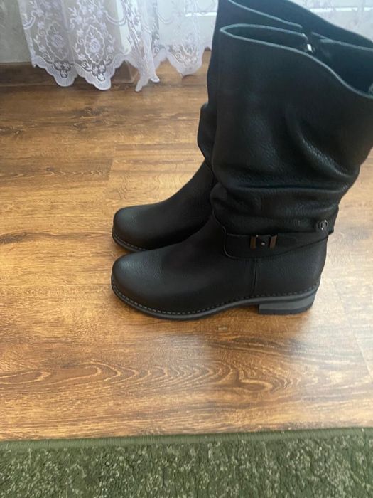 Взуття зимове жіноче шкіряне (сапожки, черевики жіночі)