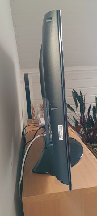Televisor LG,  impecável 37 polegadas (94cm)