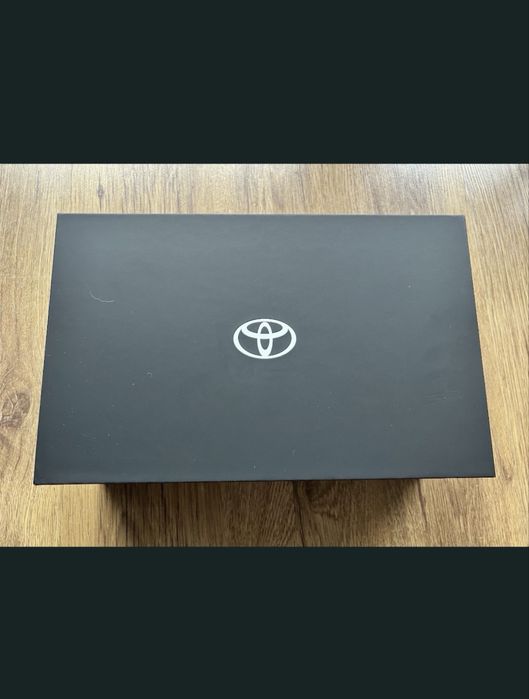 Kubek Termiczny / Oryginalny TOYOTA Welcome Box