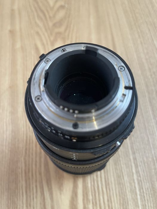 Nikon 80-200 2.8D ED