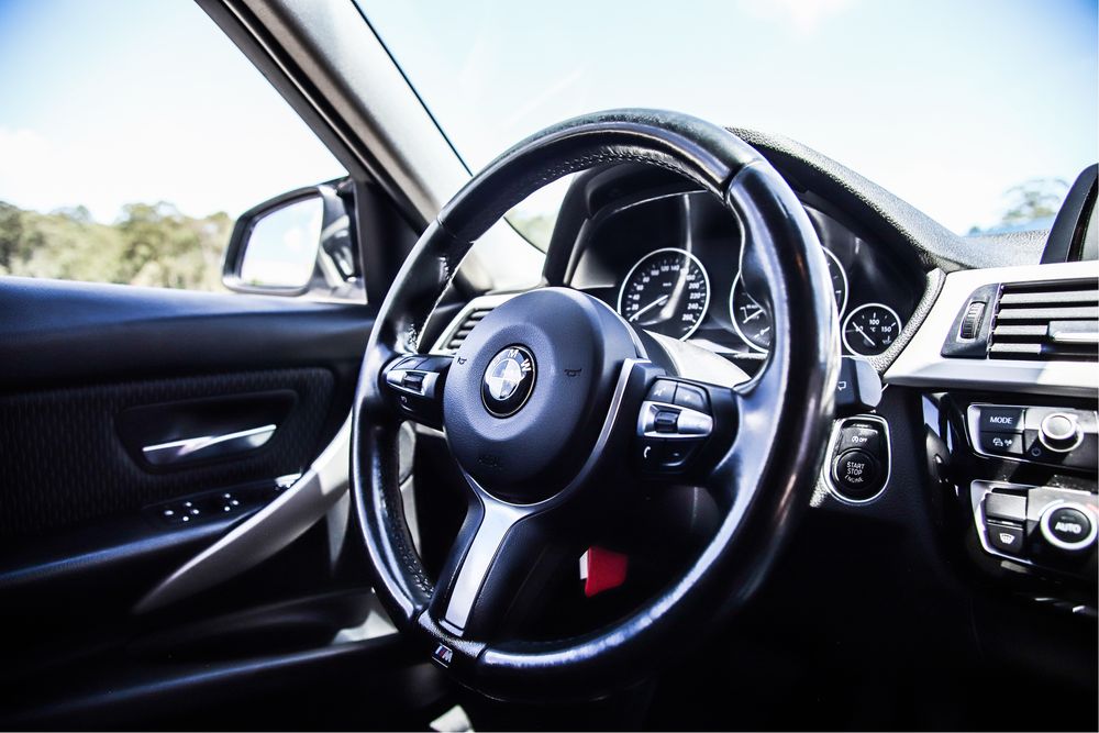 BMW 320 — fotografia 9