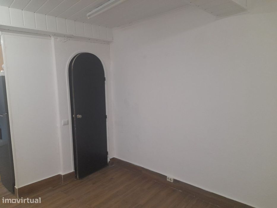 Apartamento Totalmente Remodelado e Equipado