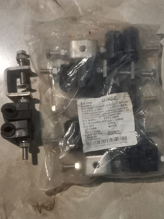 Держать кабелю струбцина..