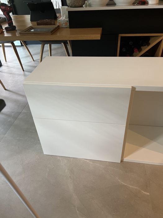 Szaka ikea besta