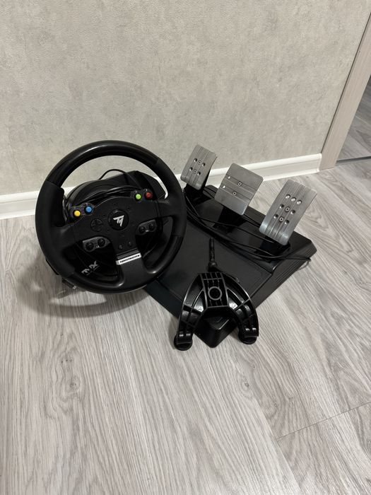 Игровой руль Thrustmaster TMX  Pro 900 градусов для ПК и Xbox