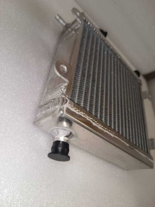 Radiador Maior Capacidade para Yamaha Aerox 50cc (Novo)