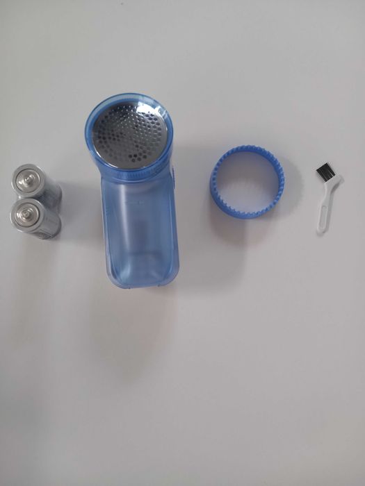 Narzędzie  do usuwania kłaczków TOUCH Beauty z 4 bateriami