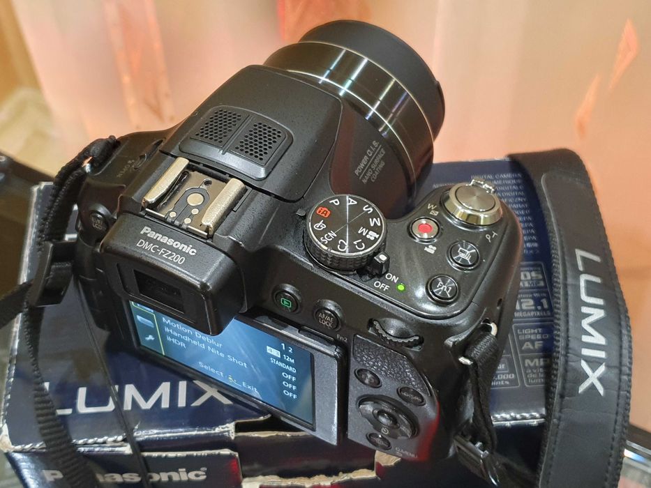 panasonic lumix fz200 - купити фототехніку, відеотехніку - Ціна на