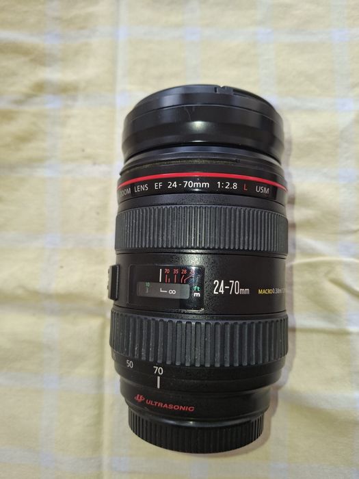 Objectivo Canon Zoom EF 24-70mm 1:2.8 L USM, incluído Canon 77mm PROTECT