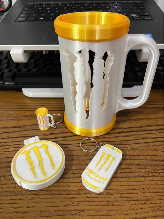 Kit porta lata com abridor e chaveiro