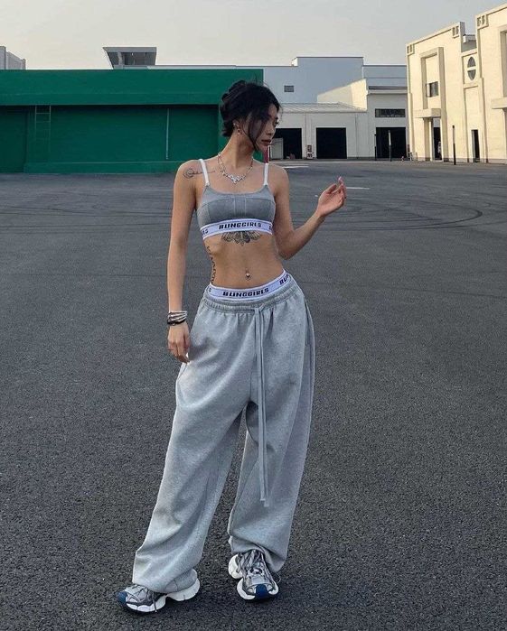 Женские широкие свободные штаны с затяжками снизу, оверсайз