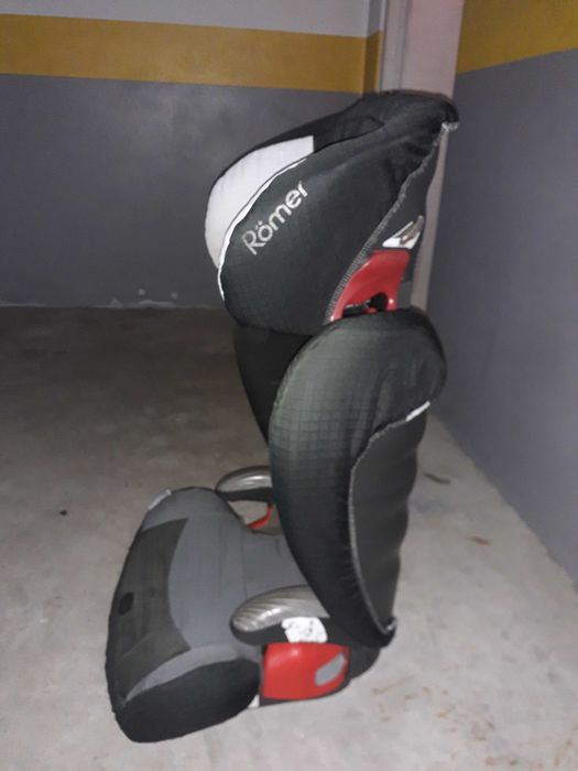 Carrinho, Baby coque e 1ª cadeira Maxi Cosi e cadeira grupo 2/3 Romer