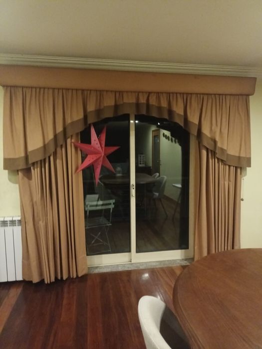 Cortinado com Sanefa