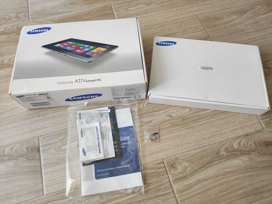 Планшет Samsung ATIV Smart PC 500T1C-A01