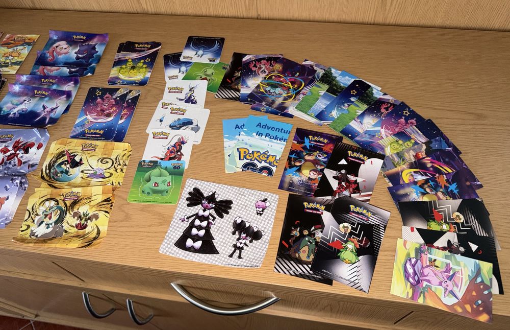 Pokémon - Coleção Autocolante