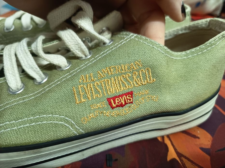 Sapatilhas Levi's 40