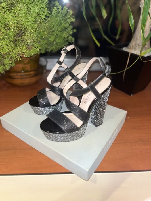 Café Noir Black Sandal, Size 36