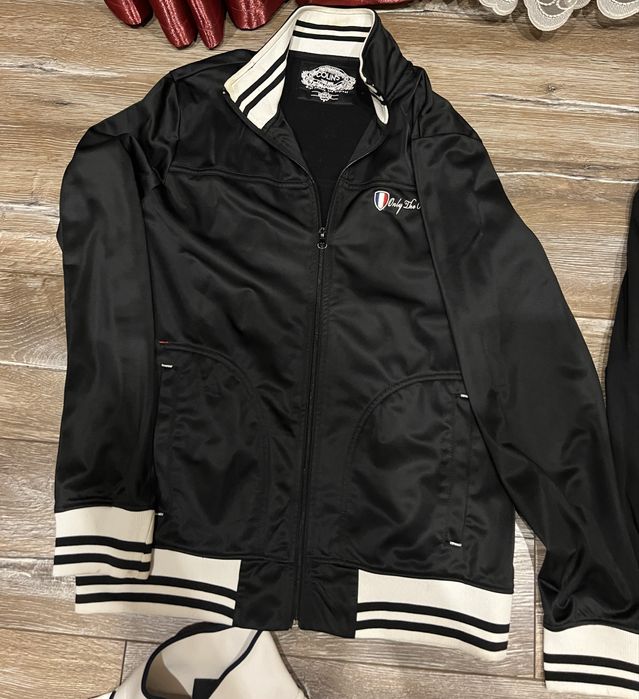 Фирмовые олимпийки