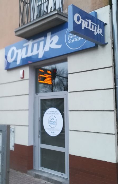 druk  oklejanie samochodów  witryn  kasetony podświetlane  litery 3D