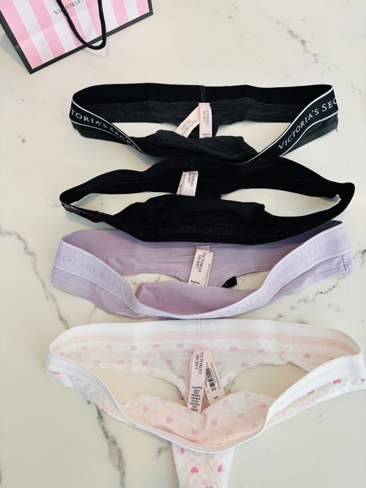 Stringi Victoria’s Secret S/36