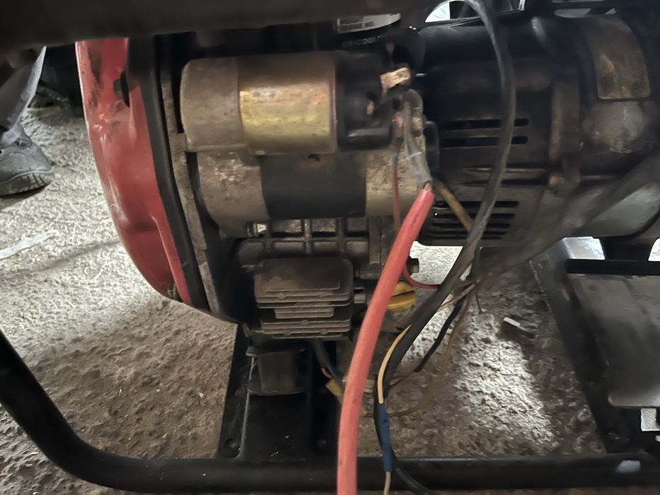 Генератор дизель Японія