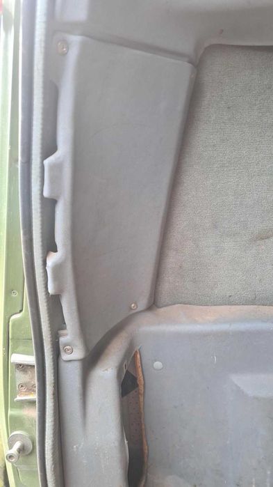 Land Rover Discovery 200 cubby box 150€