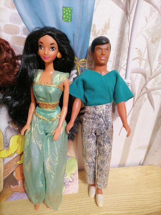 Barbie куклы. Велосипед детский. Кубики. Кошечка-пищалка