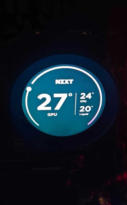 Nzxt Kraken  Z53 water cooler