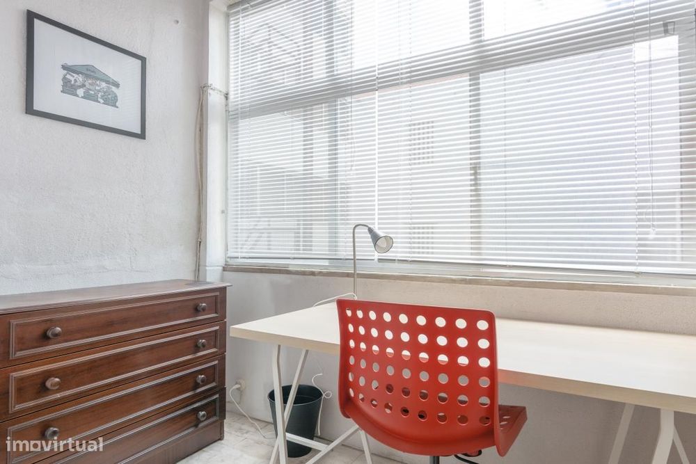 Quarto - localizado em Saldanha Lisbon