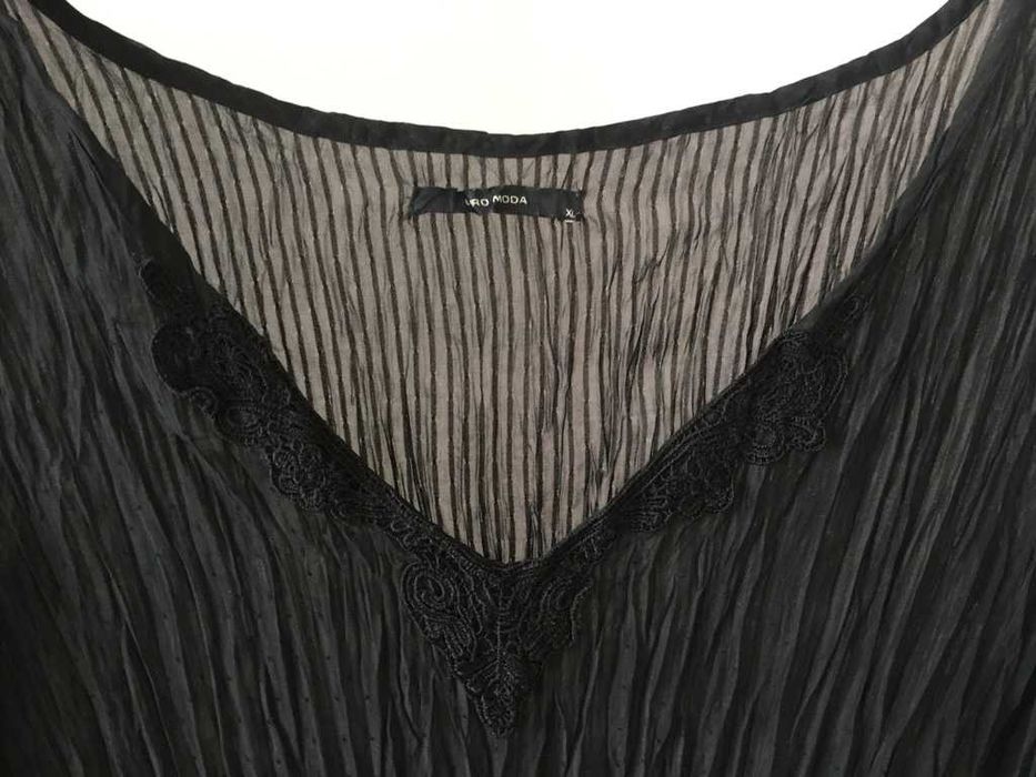 Czarna elegancka bluzka Vero Moda 42