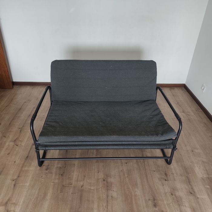Sofá cama metálico