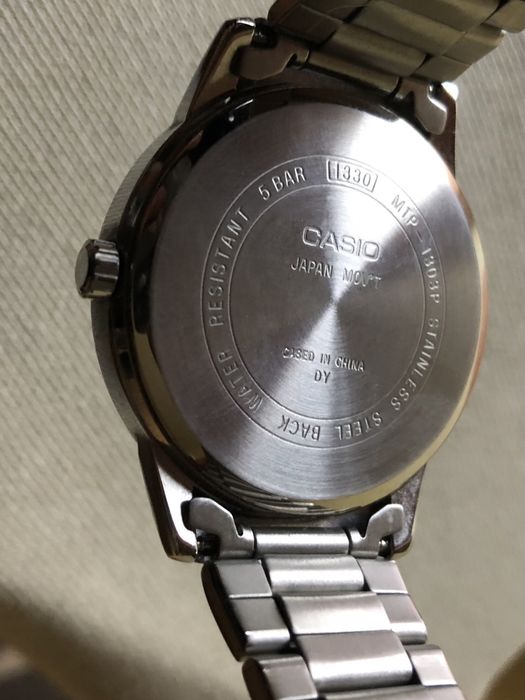 Zegarek Casio elegancki