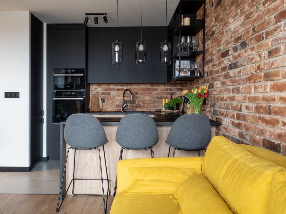 Płytki ze starej cegły, płytki ceglane, ceglana ściana, stara cegła.