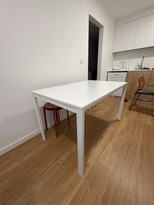 Mesa de jantar IKEA melltorp 125x74 branca