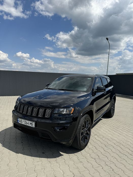JEEP GRAND CHEROKEE  Laredo Altitud 2017
