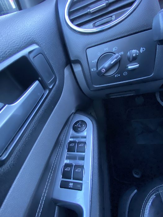 Ford Focus Titanium 1.6 TDCi – 2009