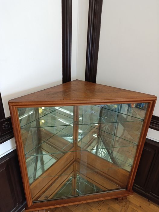 Móvel cantoneira iluminado