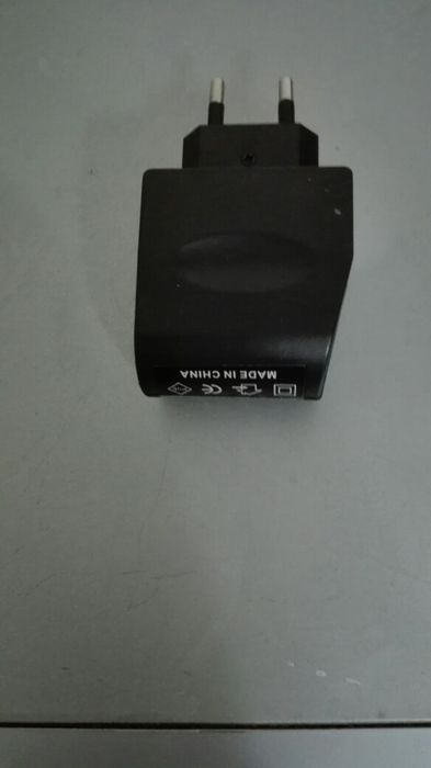 Current Transformer 110–220 V to 12 V DC64739573800833122