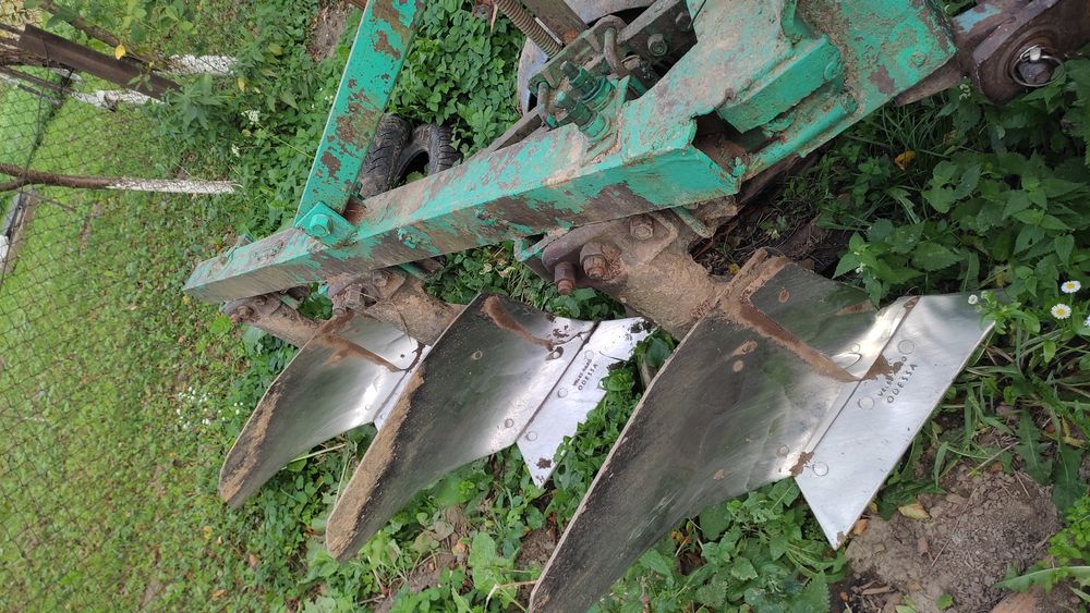 Продам Плуг плн 3 - 35